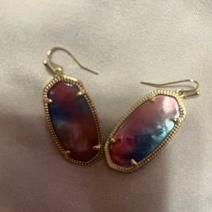 Kendra Scott Elle earrings in watercolor illusion